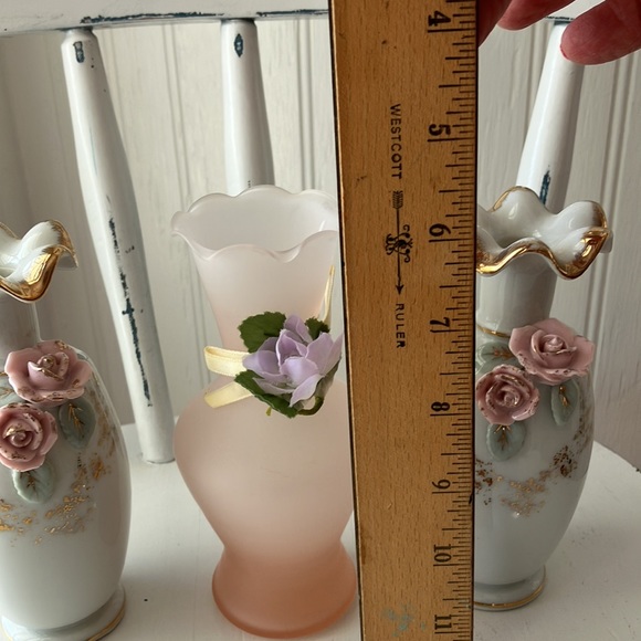 Vintage Porcelain & Frosted Glass Bud Vases - Picture 7 of 8